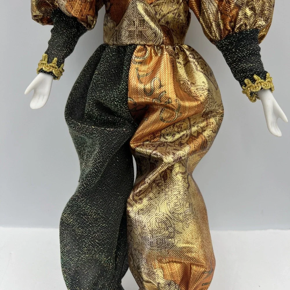 McField Fashion 15
